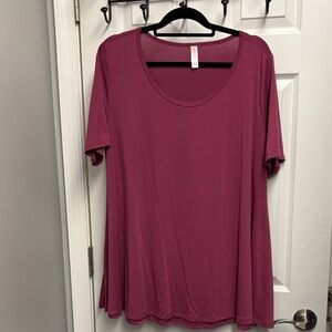LuLaRoe Women's Berry Top